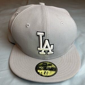 New Era 59FIFTY Los Angeles Fitted Hat, Size 7 1/2